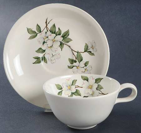 Dogwood Flat Cup & Saucer Set