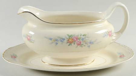 Ferndale Gravy Boat & Underplate/Relish