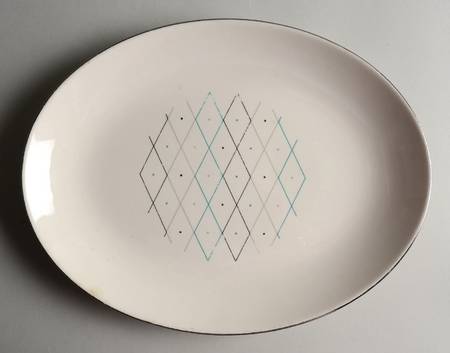 Fifth Avenue 11" Oval Serving Platter