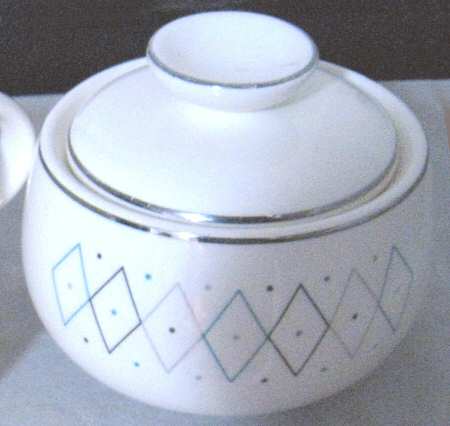Fifth Avenue Sugar Bowl & Lid
