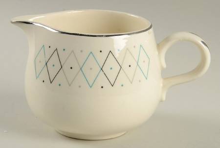 Fifth Avenue Creamer