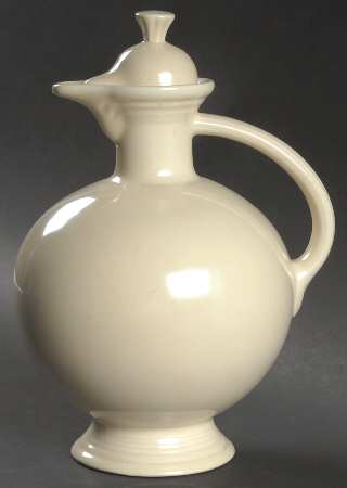 Fiesta Old Ivory (Cream) Carafe & Lid by Homer Laughlin 