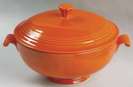 Fiesta Red (Older) 1.25 Qt Round Covered Casserole