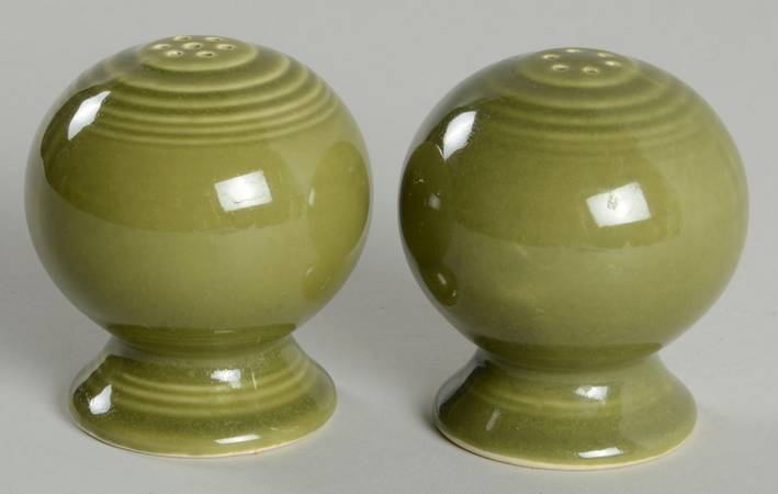 Fiesta Turf Green (Ironstone) Salt & Pepper Set
