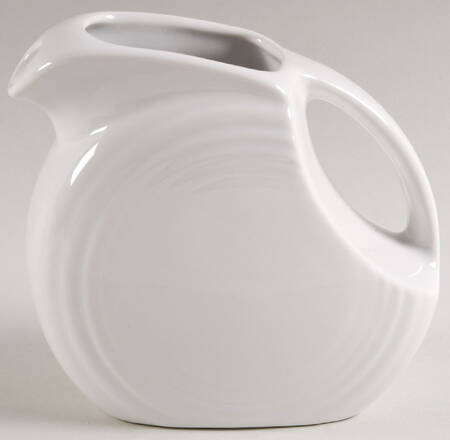 Fiesta White (Intro 1986) 32 Oz Pitcher