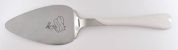 Fiesta White (Intro 1986) Pie Server with Stainless Blade