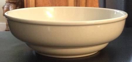 Fiesta White (Intro 1986) 48 Oz Betty Bowl