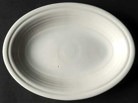 Fiesta White (Intro 1986) Pre-1990 9" Fiesta Oval Platter