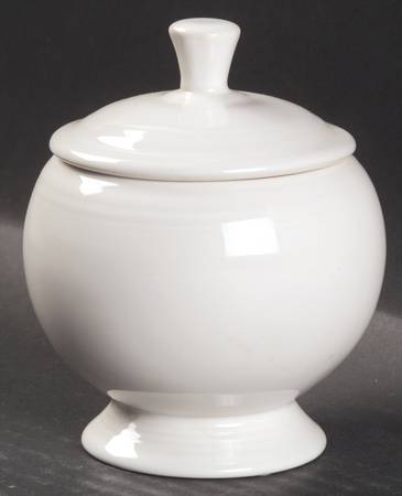Fiesta White (Intro 1986) Individual Sugar Bowl & Lid