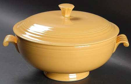 Fiesta Yellow (Older) 1.25 Qt Round Covered Casserole