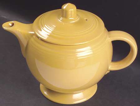 Fiesta Yellow (Older) Teapot & Lid