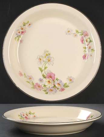 Fluffy Rose 1 (Platinum Trim) Pie Serving Plate by Homer Laughlin 