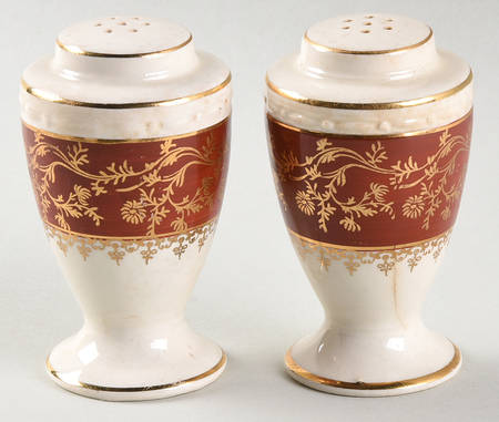 Formal Rust Red Salt & Pepper Set