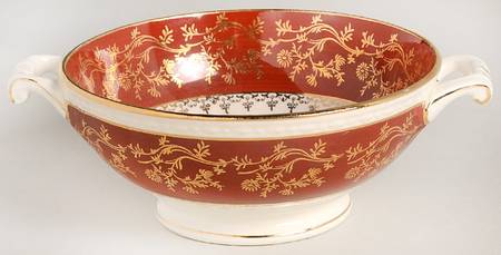 Formal Rust Red Footed Cream Soup Bowl