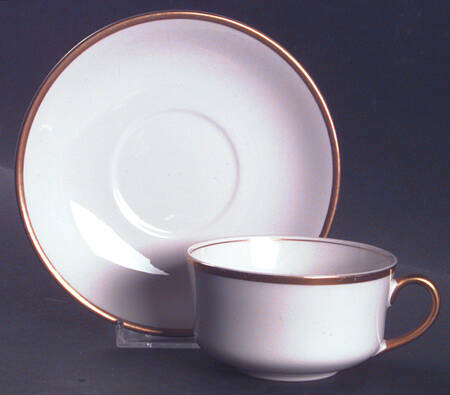 G312 Flat Cup & Saucer Set