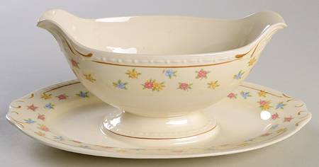 Moselle (Eggshell Georgian) Gravy Boat & Underplate/Relish