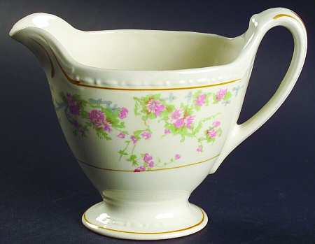 G3327 Creamer