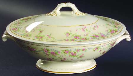 G3327 Oval Covered Vegetable