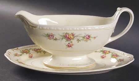 G3370 Gravy Boat & Underplate/Relish