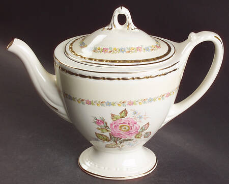 G3388 Teapot & Lid