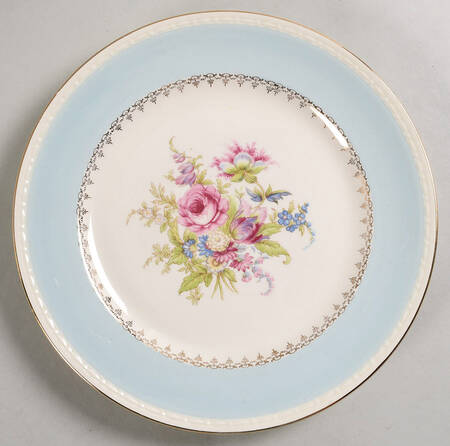 G3439 Luncheon Plate