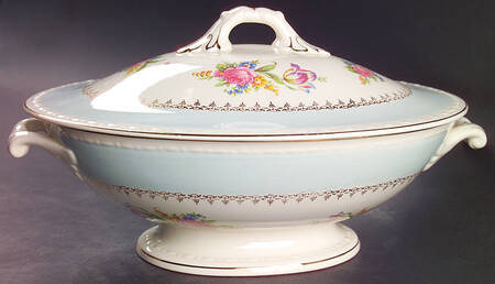 G3439 Oval Covered Vegetable