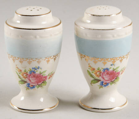 G3439 Salt & Pepper Set