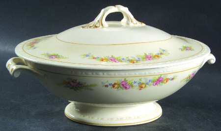 G3466 Oval Covered Vegetable