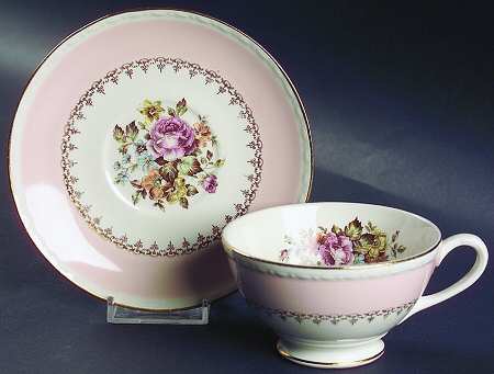 Arcadia Footed Cup & Saucer Set