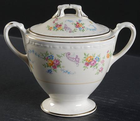G3352 Sugar Bowl & Lid
