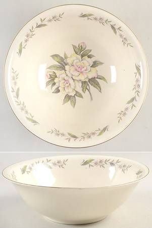Gardenia 8" Round Vegetable Bowl