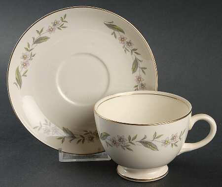 Gardenia Footed Cup & Saucer Set