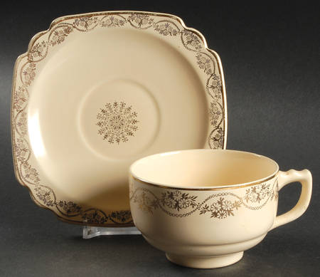 Garland Footed Cup & Saucer Set