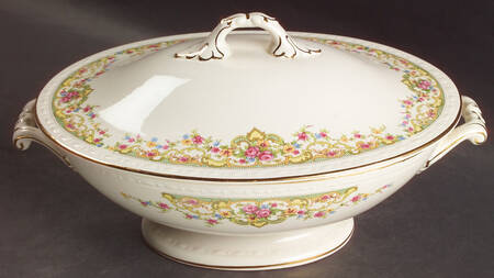 Gobelin Oval Covered Vegetable
