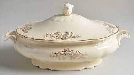 Golden Rose 2 (Virginia Rose Shape) Oval Covered Vegetable