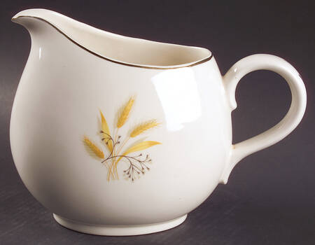 Golden Wheat (Rhythm Shape) 72 Oz Pitcher
