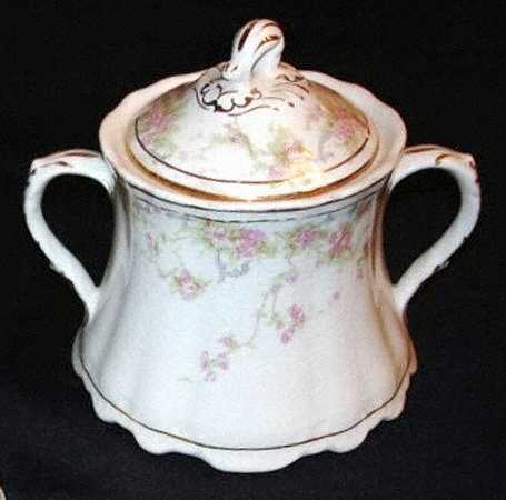 H135 Sugar Bowl & Lid