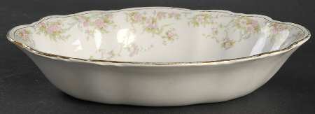 H135 10" Oval Vegetable Bowl