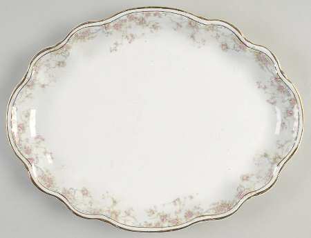 H135 15" Oval Serving Platter
