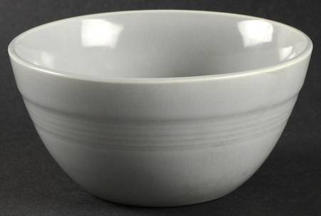Harlequin Grey Cranberry 36s Bowl