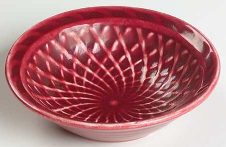 Harlequin Maroon 3" Round Nut Dish