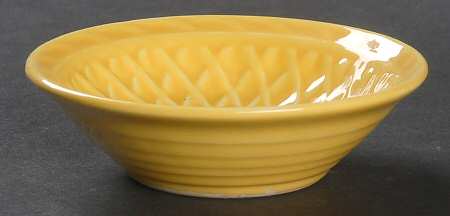 Harlequin Yellow (Older) 4" Ashtray