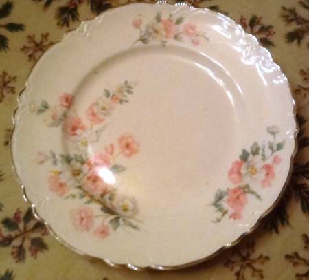 HLC116 Dinner Plate