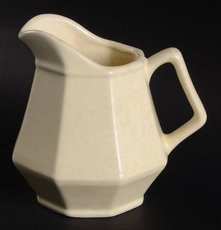 HLC124 Creamer
