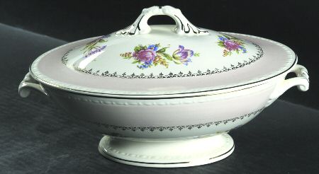 G3438 Oval Covered Vegetable
