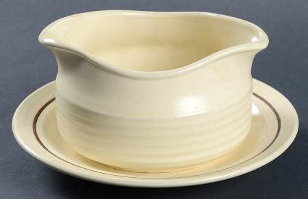 HLC188 Gravy Boat & Underplate