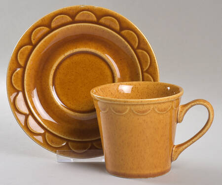 Gold Cortez Flat Cup & Saucer Set
