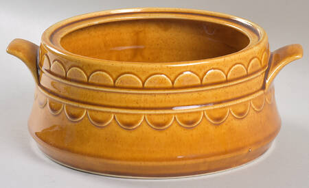 Gold Cortez 2 Qt Round Covered Casserole No Lid