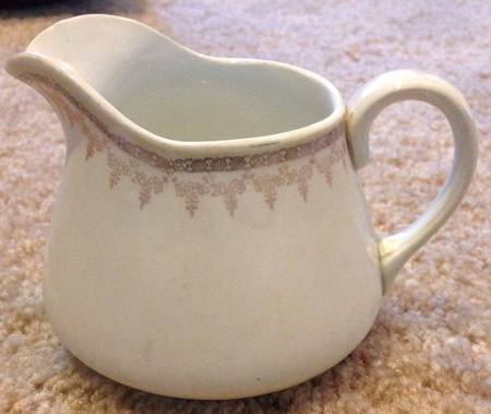 HLC196 Creamer