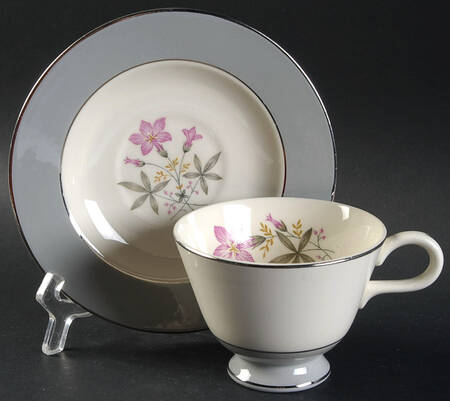 CV30 Footed Cup & Saucer Set